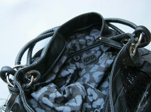 Load image into Gallery viewer, Xoxo Go Getter Hobo, Black